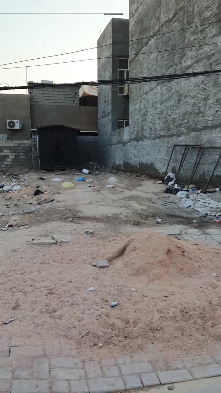 قطعه ارض لبيع مساحه ١٠٠ متر وجه ٥ ونزال ٢٠ شارع ٣٠ تجاري وجه على ٣٠ مقابيل زراعي التاميم طابو صرف تحويل مباشر استفسار اتصال على رقم *********** مكتب الاصيل ابو خالد
