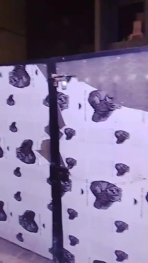 سلام عليكم بيت للبيع مساحه 113متر بل هواشه العدل السعر 87وبي مجال ***********
