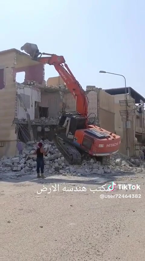 العنوان: نفلش وننظف ونريح بالك! 🏗️🏠
​إذا عندك بيت قديم وتريد تفلشه بأمان وسرعة، إحنا بخدمتك.
✅ تفليش منازل قديمة وهدم احترافي.
✅ كادر متخصص ومعدات جاهزة.
✅ دقة بالعمل ومواعيد مضبوطة.
✅ إخلاء وتجهيز الموقع بالكامل.
​للاستفسار والحجز، اتصل بنا: المواد مالت البيض
📞 زين: ***********
📞 آسيا: ***********
إدارة: (مهدي ابو صالح)
