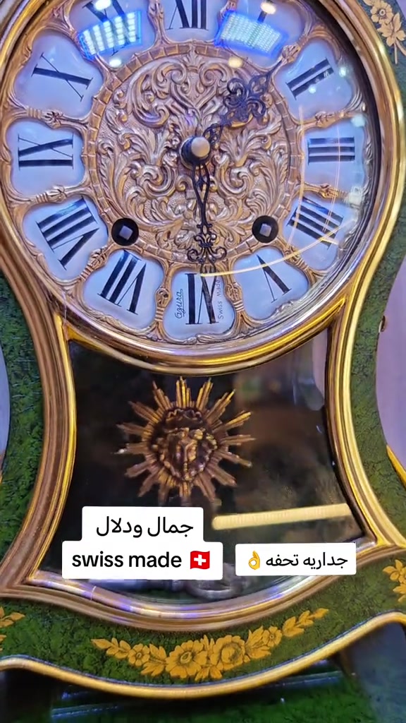 تحفه.فنيه وجمال سوسري 🇨🇭 جداريه #كركوك #العراق #لايك__explore___ #لايكات #ساعات 

نص مكتوب في الصور:
- جمال ودلال
- swiss made 🇨🇭
- جداريه تحفه 👌