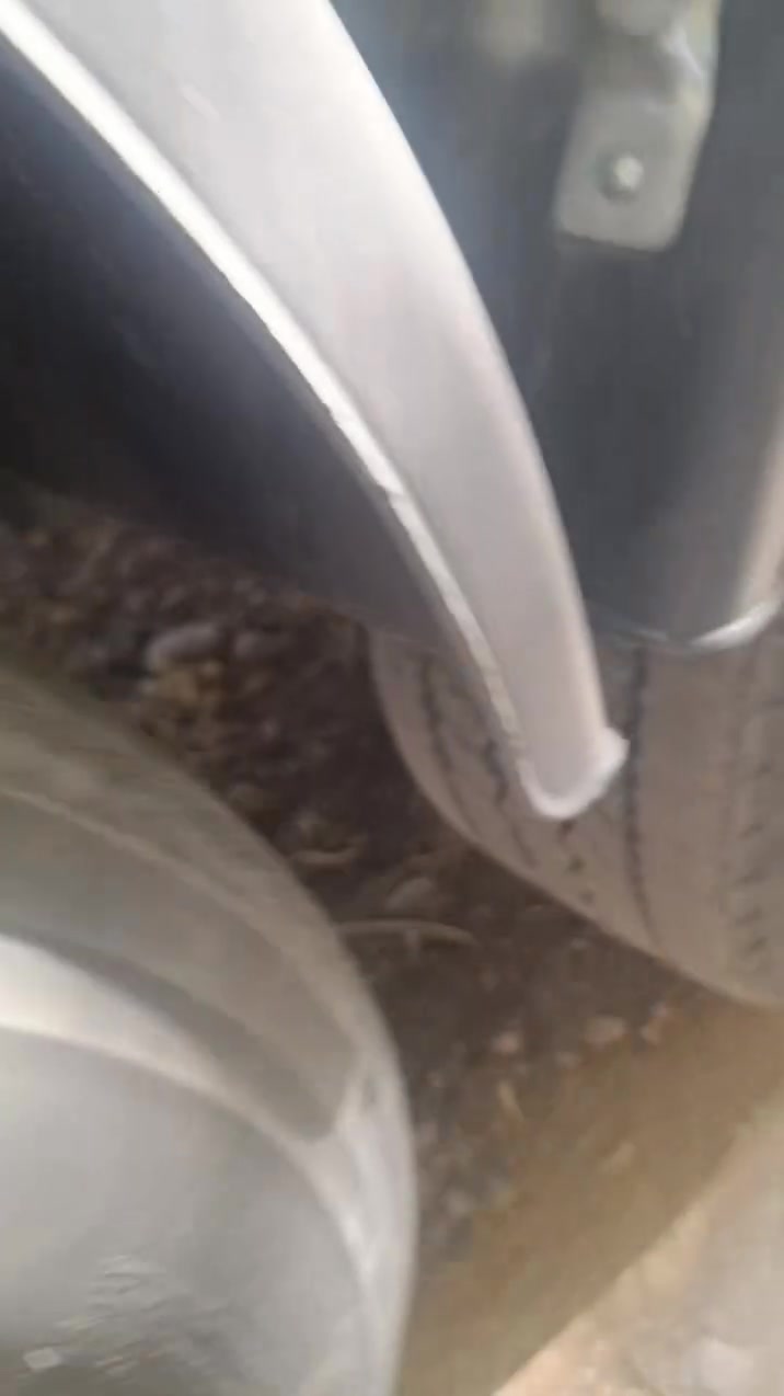 سلام علیکم تانکی تک تایر فصل و ربت سلیمانیە  بطل شاکر  شرط کل شی   *********** 
تانکی تاک تایەر بۆ فرۆشتن فەسل و رەبتی سلێمانی حازرە بۆ لێ کردنەوە بەشەرتی هەموو شتێ  قاتع کەبس  بطل شاکر  لۆک

نص مكتوب في الصور:
- 15:01 2026/9/13