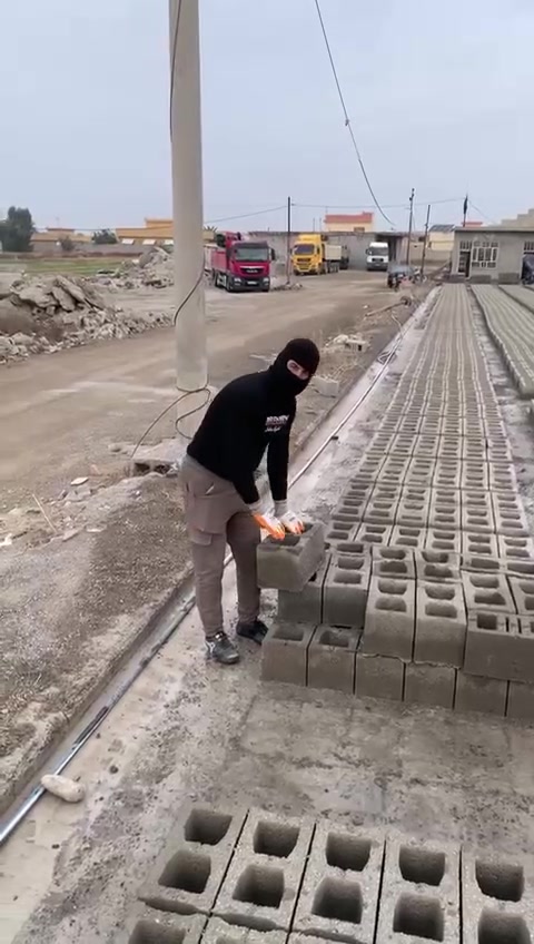 يوجد لدينا بلوك درجة وله بسعار مناسبه تصال عله لرقم *********** واستاب قوه ومتانه وعداله عله فحص بل سياره
