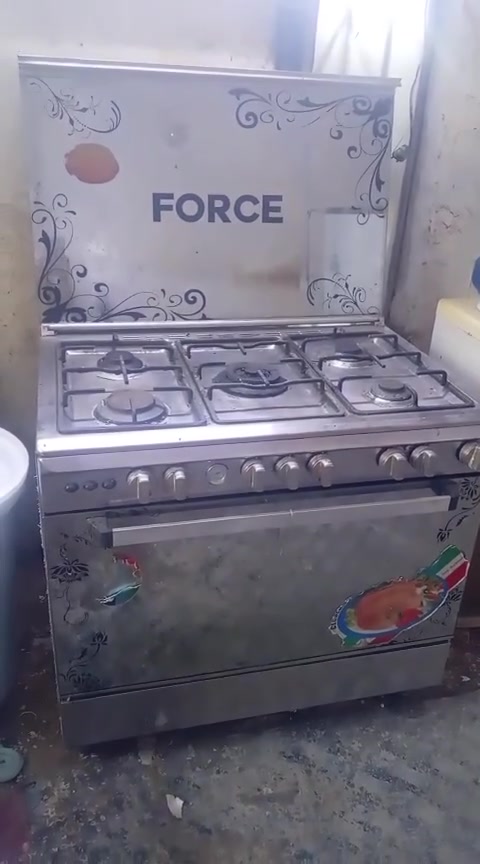 السلام عليكم طباخ نضيف ٢٥٠ بي مجال ***********
