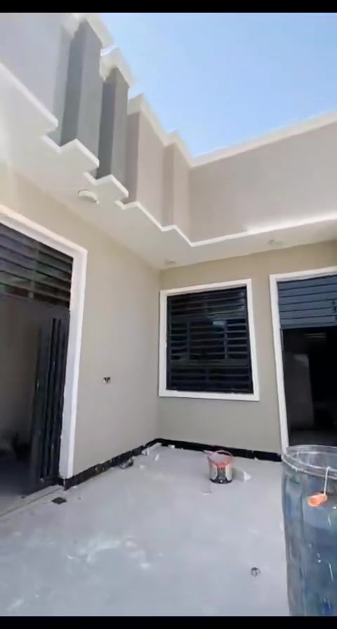 بيت طابو ٢٠٠م بحي المهندسين الإسكان الصناعي  ع  شارع ٢٠م غرفتين وصاله واستقبال ومطبخ وكراج لتواصل ***********
***********
