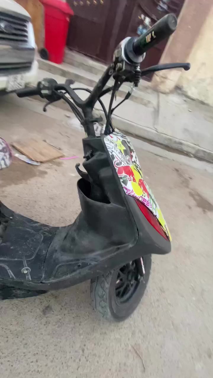 سلام عليكم عدله مال لعب بوشه خمسه وخميسين المشيفه مراح اكلك شلعه ومعدل قويات راح اكلك تجي واذا ماعجنك الشلعه والمعدل تاخذها ابلاش يرادله باتري وبنز خلفي لاءن تعبان غير هذن مابيه السعر ٤٠٠ وبيه مجال يسيط عنوان بغداد البياع حي التراث ***********
