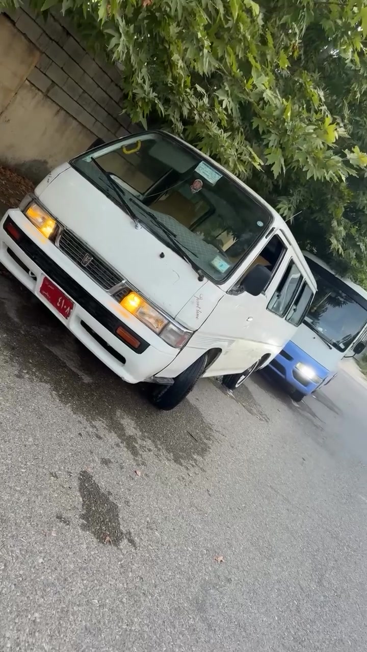 نیسان تەخت بۆ فرۆشتن 2001
گێر مەکینە ئەکسل کارەبی بەشەرت  نمونە لە جوانی ئارم پلاستیکی سلیمانی غاز و بەنزین 
***********
