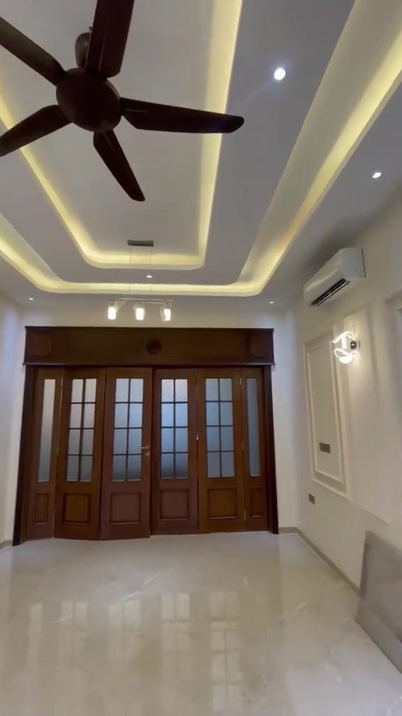 يقدم شجاع للديكورات العامه اجمل الديكورات الداخلي والخارجي وبجوده عاليه عليكم الاختيار وعلينه التنفيذ ***********
