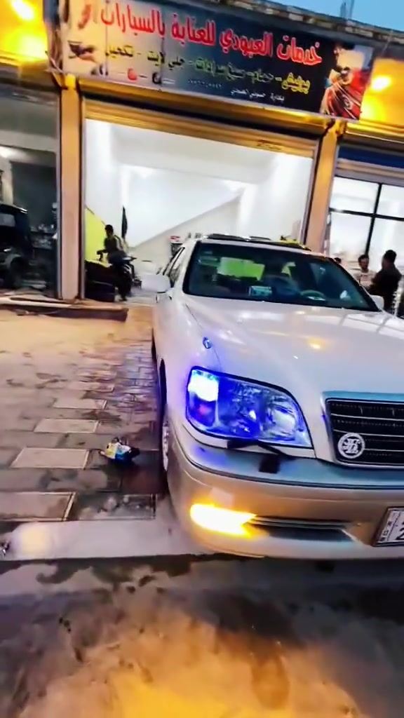 سلام عليكم سياره ملكه جنون لبيع
مدور ثاني يوم رقم ذقار  سياره جديد تجي وشوف بعينك سعر خاص  هاذه رقم ‏‪***********‬‏
