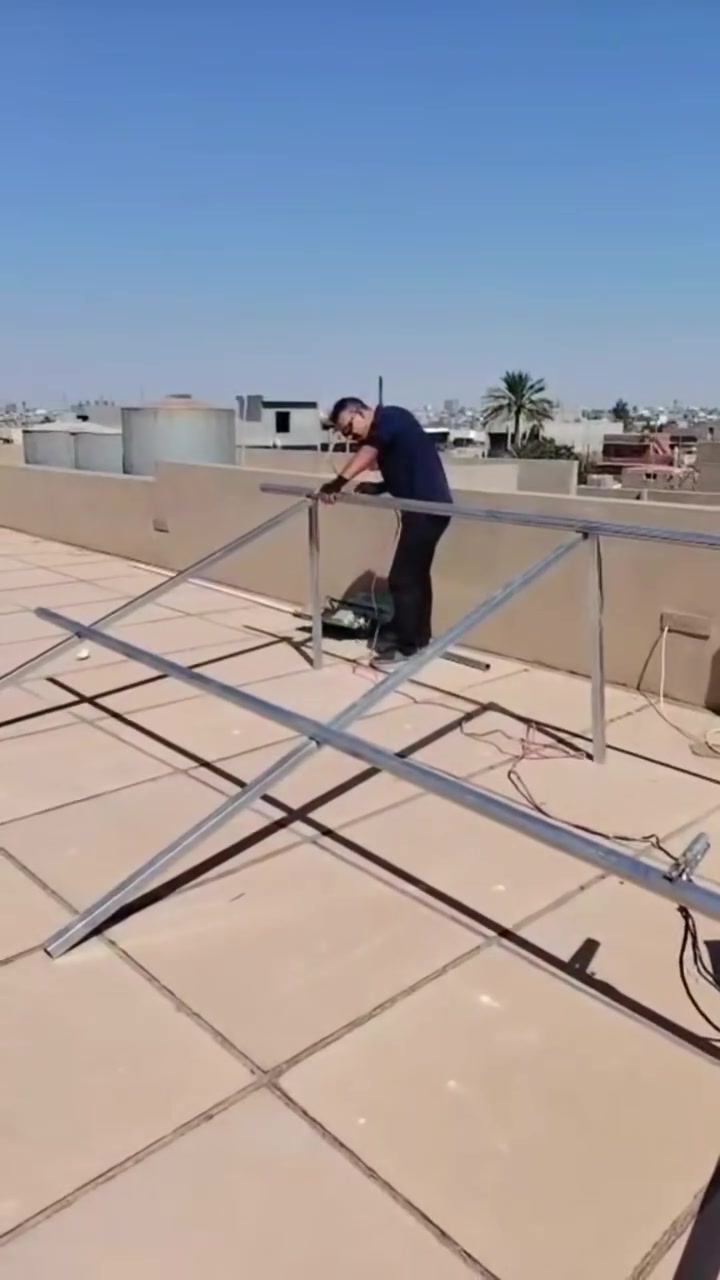 ☀️⚡ إنجاز جديد وعروض أقوى من شركة النور الهندسية للطاقة الشمسية   ⚡☀️
بفضل الله وتوفيقه، أنجزت شركة النور الهندسية للطاقة الشمسية تنصيب منظومة طاقة شمسية متكاملة في محافظة كركوك – حي النصر، بقدرة:
🔋 12 أمبير نهاري
🌙 10 أمبير ليلي
⚡ متناغمة مع الكهرباء الوطنية لضمان استقرار التجهيز وكفاءة التشغيل.
💥 والأهم… عروضنا مستمرة!
نوفر لكم الآن نظام تقسيط مريح لحاملي بطاقات الرافدين وكي كارد الرافدين، حتى تتمكن من امتلاك منظومة الطاقة الشمسية والدفع بطريقة ميسّرة ومناسبة لك.
📹 ولأن راحتك وأمان منزلك يهمّنا…
يتوفر لدينا أيضاً أنظمة كاميرات مراقبة حديثة لحماية منزلك ومتابعة ممتلكاتك، مع حلول تناسب احتياجاتك.
☀️ طاقة شمسية… تقسيط مريح… حماية وأمان
كل احتياجاتك في مكان واحد مع شركة النور الهندسية للطاقة الشمسية.
⭐ خبرة أكثر من 5 سنوات
⭐ تنفيذ بإشراف هندسي متخصص
⭐ مواد ومعدات ذات جودة عالية
⭐ حلول تناسب المنازل والمكاتب والمحلات
📍 صلاح الدين – الشرقاط – سيدين – قرية الحرية – قرب محطة الأرجوان
📞 ***********
📞 ***********
شركة النور الهندسية للطاقة الشمسية
نحو طاقة أنظف… وحياة أكثر استقراراً وأماناً. ☀️🔋📹
