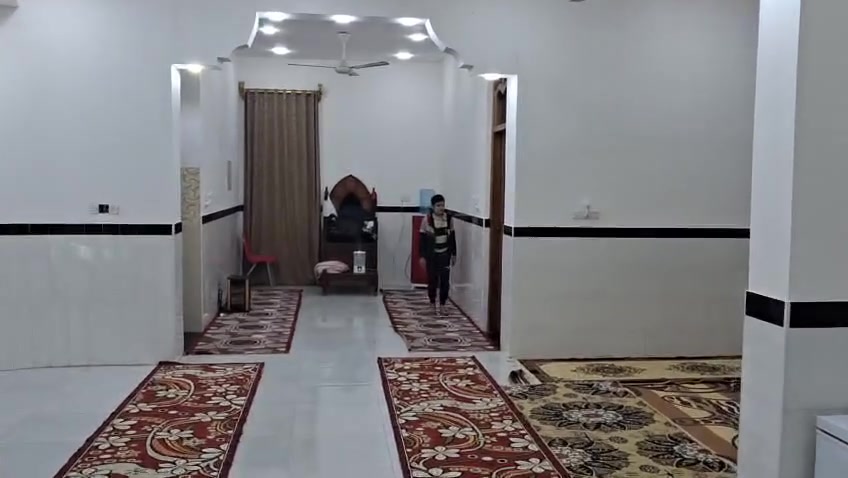 الدار للبيع مساحه 300 الجمعيه التعاونيه ابوشطيب حي الامين قاطين باقي التفاصيل ***********
