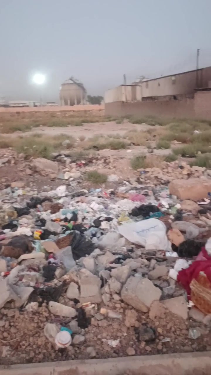 كاع طابو سرف لموقع طراب بغداد سياحي شارع لبنزات لمساحه نزال الف متر واجهيه الرض 25متر دونمين‏‪***********‬‏ توصل  خدمات كامله مجراي تبليط ماي كهباء