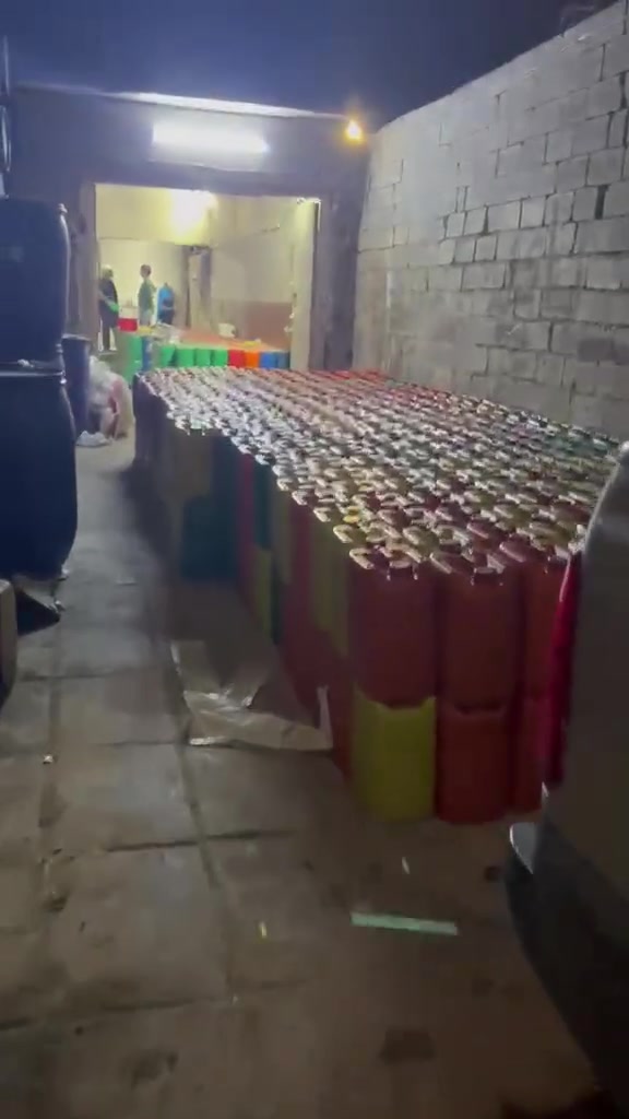 سلام عليكم متوفر جميع المنضفات من انتاج معمل سلومي
زاهي / قاصر /معطر/صابون سائل/ تايت سائل/زاهي سوادات/جميع الايتمات متوفرة خدمة توصيل مجاني للاتصال ***********

