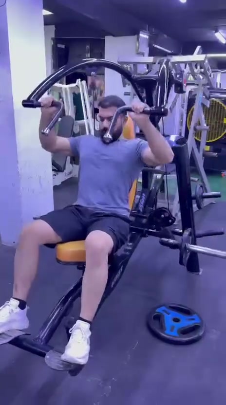 ضغط اكتاف • هويست • توصيل
