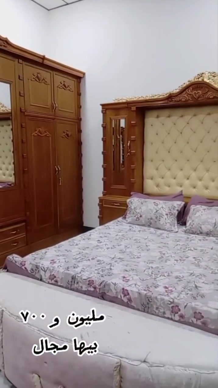 غرقه للبيع جديده سعرها ١٧٠٠ وبيها مجال العنوان الزبير للتواصل
***********
