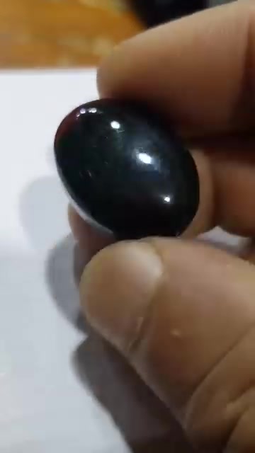 عقيق يماني • زبيبي • غير معالج