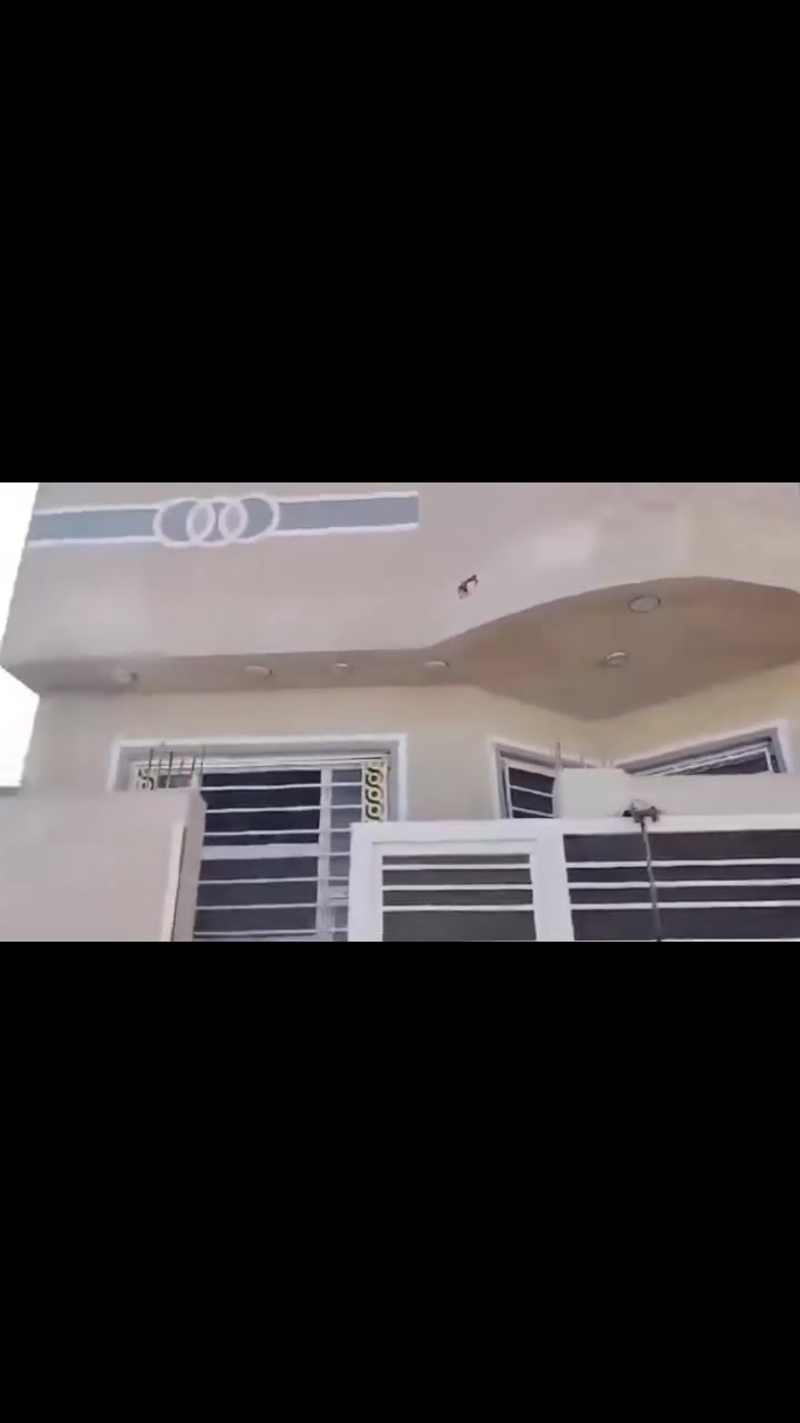 السلام عليكم
بيت جديد سعره مناسب للبيع الشبانات البزل الاول الفتحه الثانيه نضيف ومرتب وسعر مناسب طابق ونص 100 متر مربع يحتوي على غرفتين واستقبال ومطبخ ومخزن وصحيات داخليه وخارجيه يبعد عن الامام 2كيلو بناءه طابوك درجه اولى
عقد 117 مكاتبه ويه ابو الگاع  
السعر 60 وبيه مجال
للأستفسار الأتصال ***********
