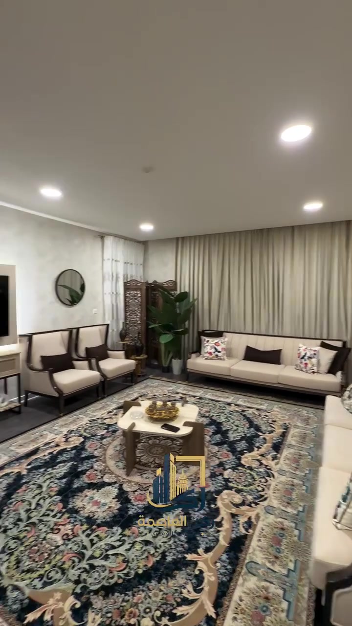 شقة مؤثثة للبيع في مجمع الروان السكني
***********
***********
