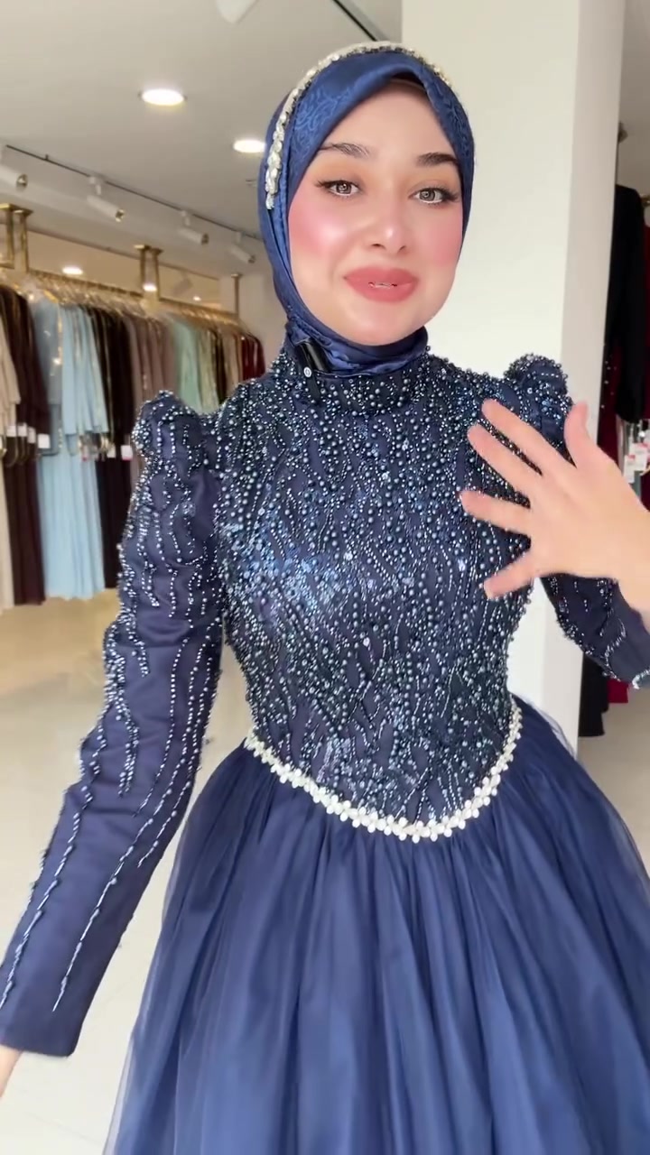 ⁨	اللون اللي قرب يخلص قبل النشرررر كد ماشيك وقوي بلبس 
الحجاب من ‪@ranya_hijab9‬⁩
