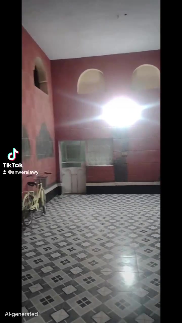 📍بيت طابقين 🏠للبيع الرمادي  5كيلو قرب على جامع التقوي 
ركن على شارعين 10 
المساحة : 300 متر
{ طابقين } 
الطـابق الأول يتكون من 
.غرفة 2
.صالة 
.مطبخ 
.ديوانيه +هول 
.صحيات داخل وخارج 
الطـابق الثاني 
.غرفة 2
.صالة 
.صحيات 
"" متوفرة جميع الخدمات في المنطقة _ مدارس 🏫 _ اسواق  
 
للأستفسار 📞.        ***********
