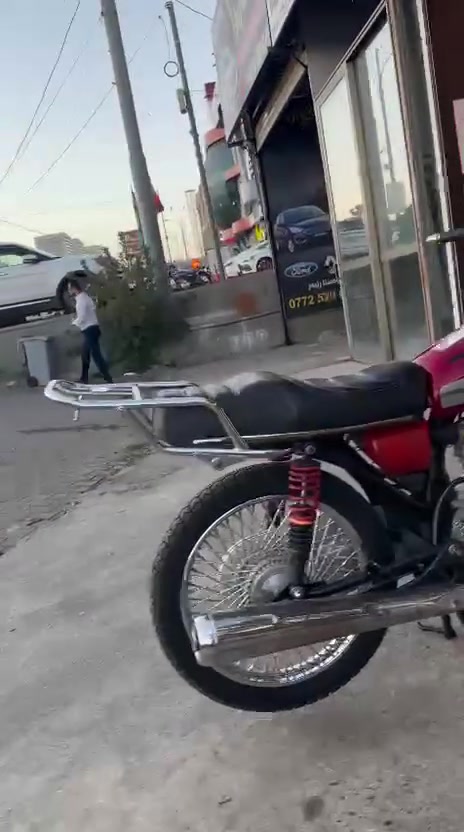 سلام عليكم
ام كراسه بو فروشتن 
***********

ادمين كيان🖤
