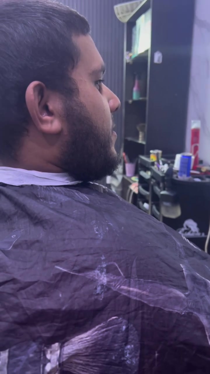 🛵🔥 من الدليفري للحلاقة… وهسه خلي أشوفكم شغلي! 💈✂️
السلام عليكم حبايب ❤️
أخوكم كان دليفري وياكم من زمان 🛵
وتركت الدليفري وتوجهت لمجال الحلاقة 💈🔥

وهسه عندي عرض ما يتفوّت 👇

💥 حلاقة + تدريج شعر + تدريج لحية = 10,000 فقط! 💥

والحلو بالموضوع 😎👇
🧖‍♂️ تنظيف بشرة بالبخار
✨ سكراب ومقشرات

✂️ تدريج حسب طلبك
💇‍♂️ جميع أنواع القصات

🔥 كل هذا بـ 10 آلاف دينار فقط!

📍 حي الجهاد – شارع 60
📲 للحجز والاستفسار: ***********

💈🔥 تعال جرّب… والحكم إلك! ❤️
