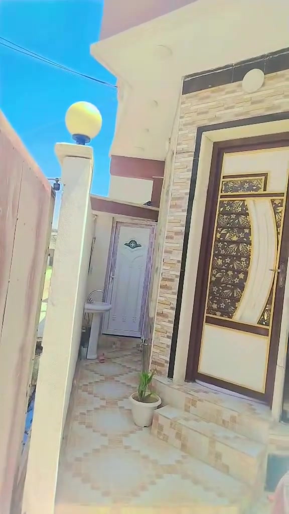 بیت للبیع القوسیات 150 متر خلف اسواق ابو علي یبعد عن التبلیط 20 متر بیت جاهز ماناقصو ای شی اساس بادلو +دنک صب غرف 2+غرفة طعام +هول مطبخ استقبال صحیات السعر 70   /***********
