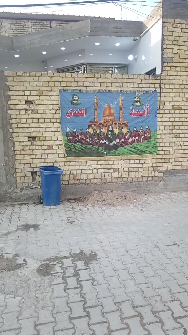 السلام عليكم بيت للبيع 120متر طابوك طابق واحد الشعلة بيت جديد 2026 بناءه  الشعلة الدوانم ورا السجه شارع أبودراج  الثالث فرع على ايدك اليسرى خدمات كامله ماء ومجاري مقرنص وتبليط السعر 85 وبيه مجال الاستفسار ع الرقم ***********
