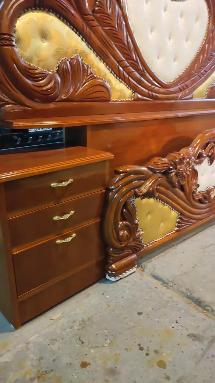 #من_جديد_الشغل_الثقيل_والنظيف 
#متابعينا_العزاز 
#غرفه نوم ستة ابواب ملحق شغل عراقي ثقيل درجة اولى 
توج نقش سوري الثقيل قبغات كلها مهوكن شغل ثقيل ومرتب ضهر حل وشد براغي نظافه 90% ✨🔖 
 مستعدون لشراء غرف النوم والقناصير المستخدمة
للاستفسار مراسله الصفحه او الاتصال على  الارقام التالية 
***********📲 
***********📲 واتساب لمعرفه السعر علق #بتم يصلك السعر 
📍 العنوان موصل الجانب الايمن دوره الزنجيلي📍
🧡تابعونا ليصلكم كل ماهو جديد وحصري🧡
