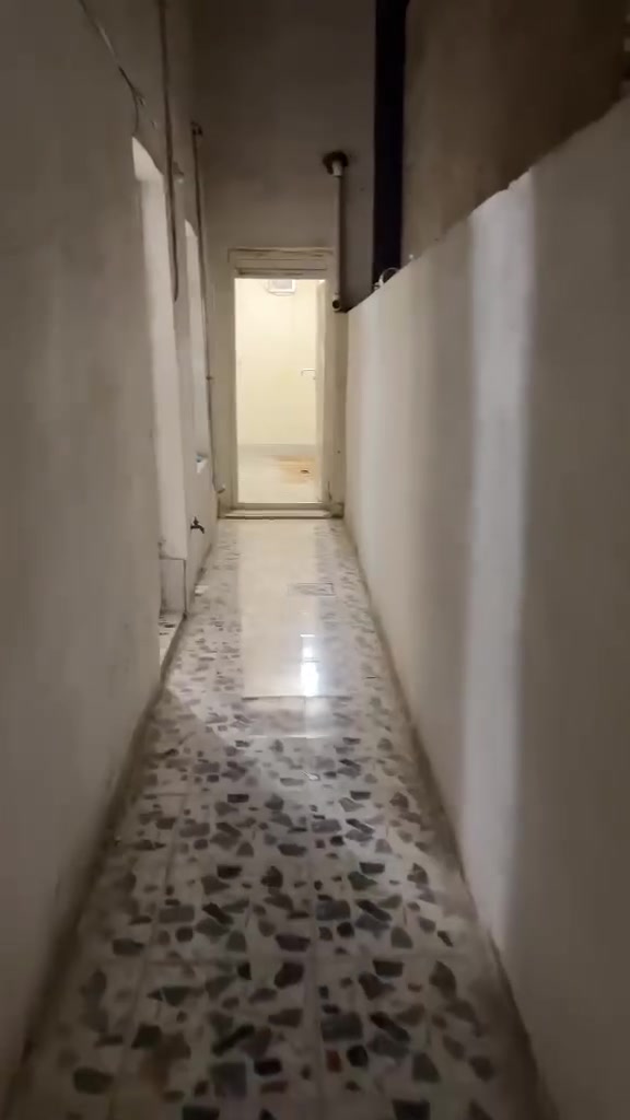 يتوفربيت مشتمل للايجار في مدينه الرمادي حي التامين٥ القادسيه الثانيه قرب شارع ام شهد تفاصيل داخل فيديو سعر 350 
***********
