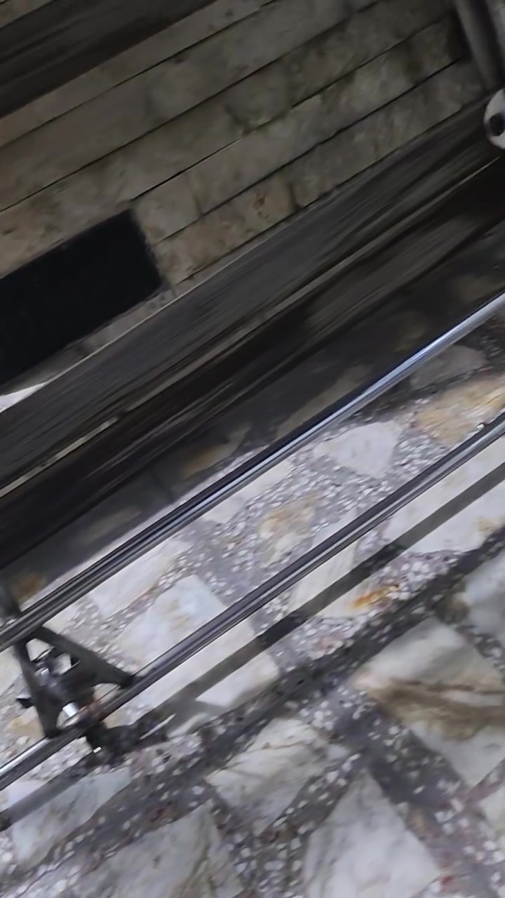 السلام عليكم سيبايه فيرنا وترجمة عل سايبه نضيفه شوفت عينك مكاني بغداد الشعب سعره ١٥٠ وبيه مجال بسيط رقمي ***********
