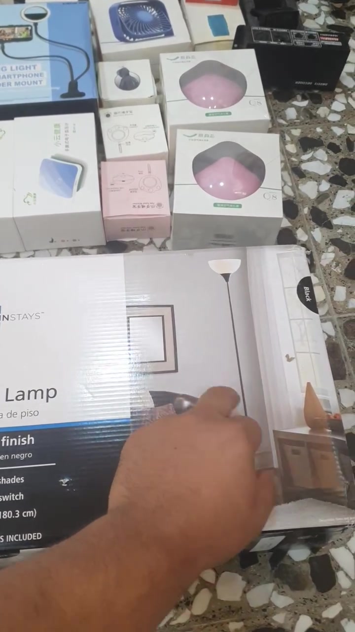 اخوان شلعه بيها خير من الله بلعافيه ع ياخذها ٨٧ قطعه وياهن هدايه 
***********
