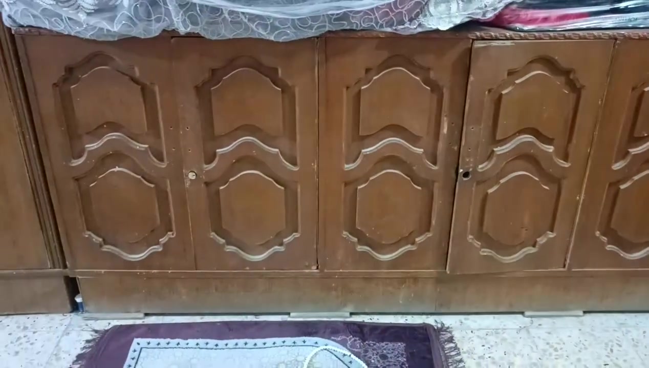 سلام عليكم كنتور ابو 6 نظيف وبوفياه نضيفه لبيع بغداد مدينه الصدر ***********
