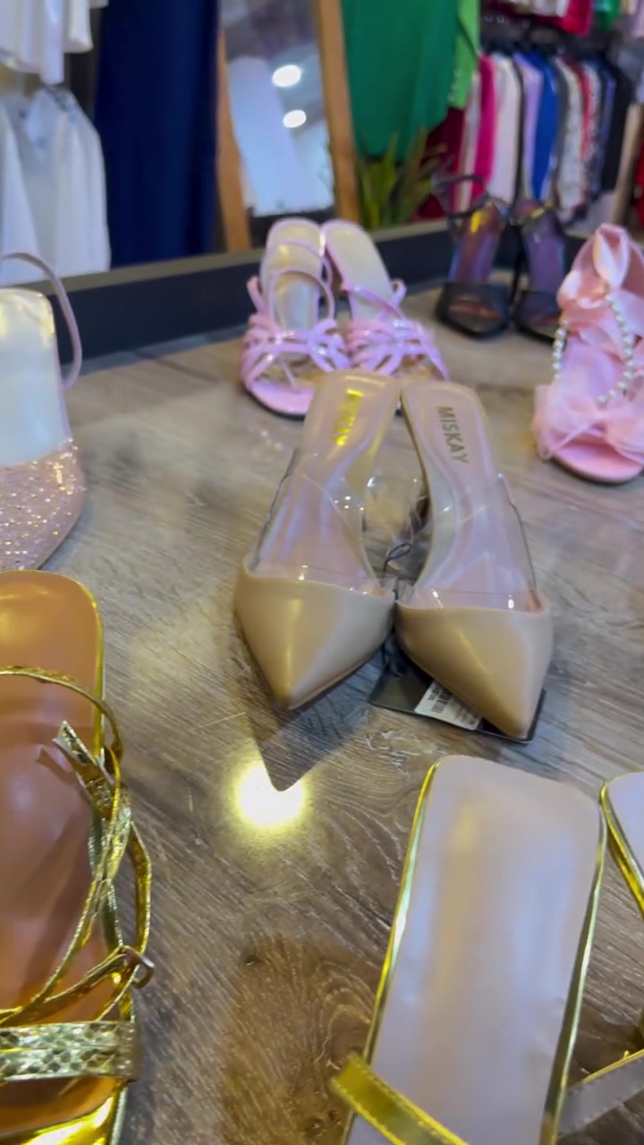 كولكشن الاحذية شي ان مناسبات✨
سعر 16 الف بدل 20 الف ✨

‏❤️‍🔥❤️‍🔥❤️‍🔥New Collection❤️‍🔥❤️‍🔥❤️‍🔥 
متوفر دفع عن طريق ماستر كارت✨
📍ديالى-خانقين -امام عباس
📍مجاور عيادة دكتور سرمد وصالون ليدي وان 
متواجدين كل يوم من ساعة ٥ الى ١١ ليلاً 
متوفر توصيل جميع محافظات العراق🚙

للحجز السريع ‭***********‬ 

#اكسبلور #اكسبلور_explore #ترند #اكسبلور_فولو #لايكات
