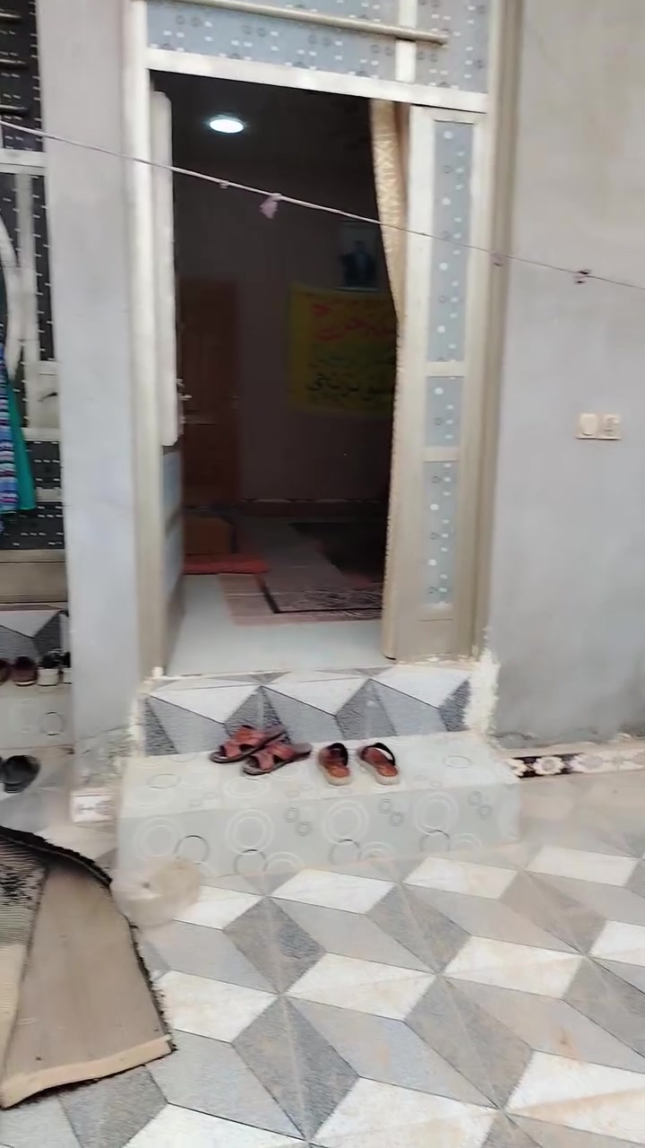 بيت للبيع مساحه 100متر طابقين بالجزء الثالث الأميري العنوان التحرير الحولي الزراعي للاستفسار الاتصال ***********
