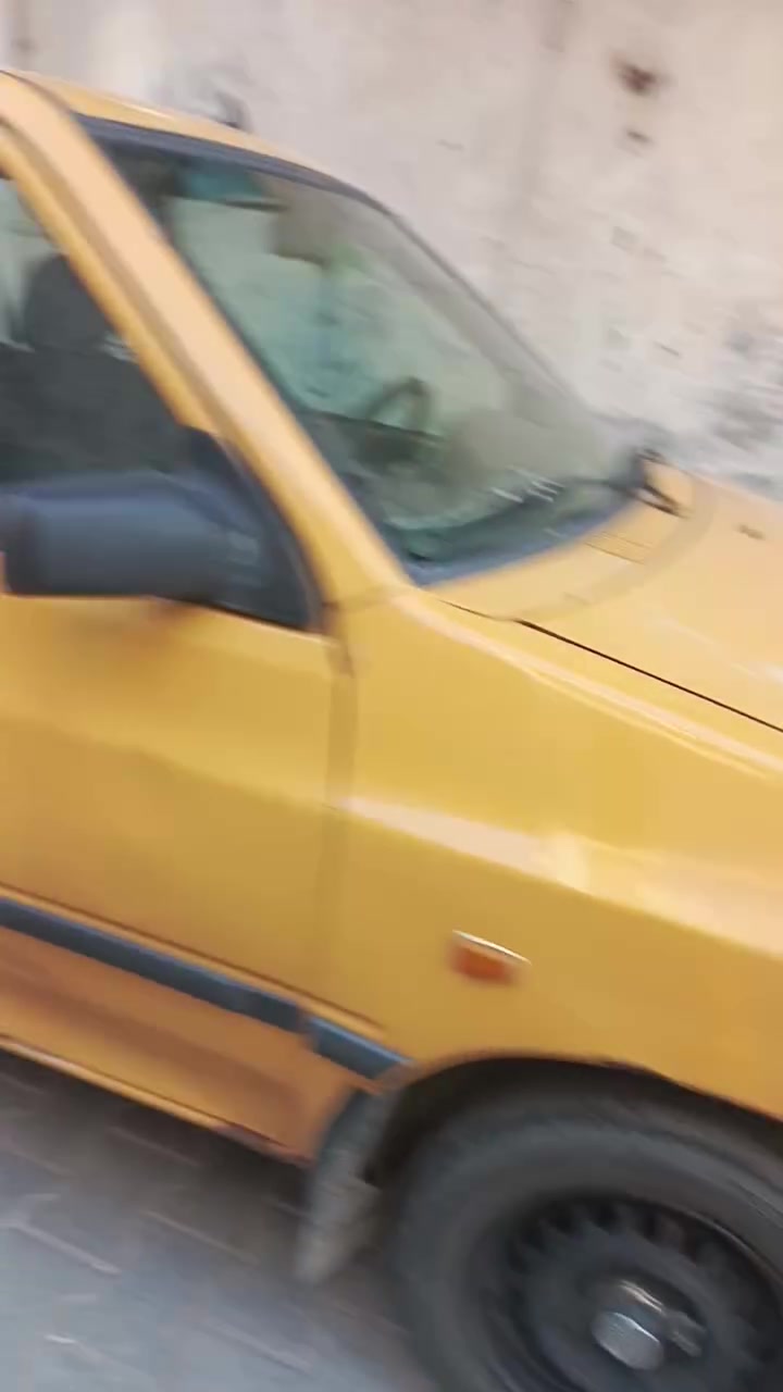 السلام عليكم سيارة سايبه اللبيع السعر 20 عليها غرامه 300 الف/***********
