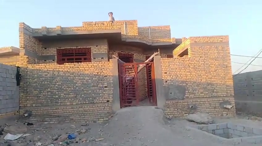 بيت للبيع كامل المواصفات ***********
