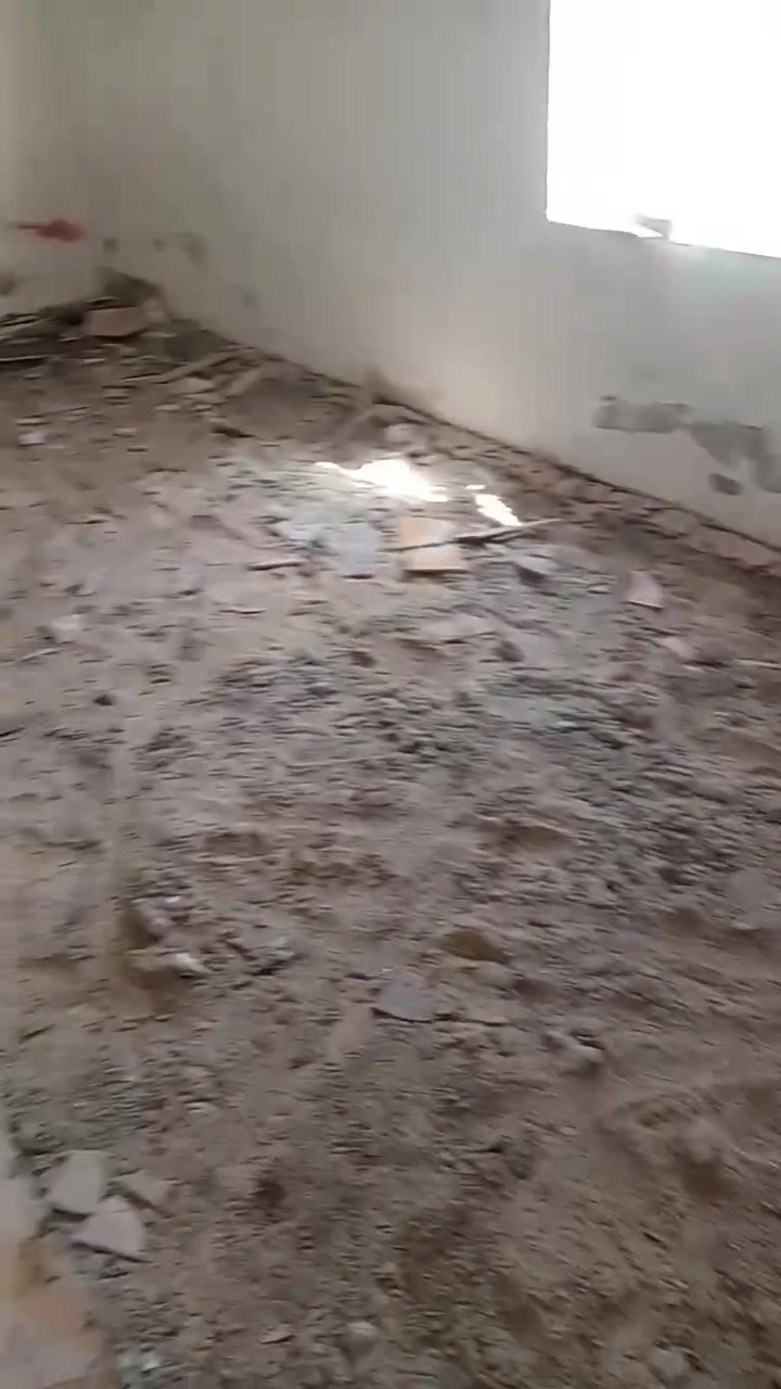 خادمكم حيدر الفرطوسي لتفليش المنازل وقلع الجدران والسقوف والترميم وتنضيف المنازل وفتح البيبان والشبابيك بالكوسره وجميع الأعمال الحره رقم الهاتف ***********
