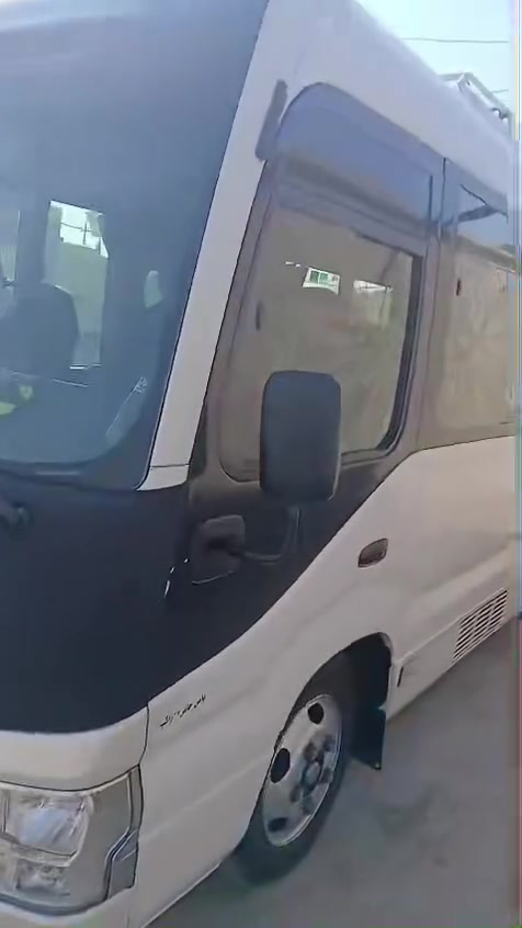 سلام عليكم
موديل ۱۹ بدون صبغ فقط اللغد الخلفي اليسره

بيهه طخات بسيطه يرجعن بارد ٤تايرات جدد وثنين نص عمر كامله السياره وخير من الله تبريد محور كلابيات تلبيسات مال ٢٠

415وبيهه مجال كلش بسيط *********** بغداد البياع
