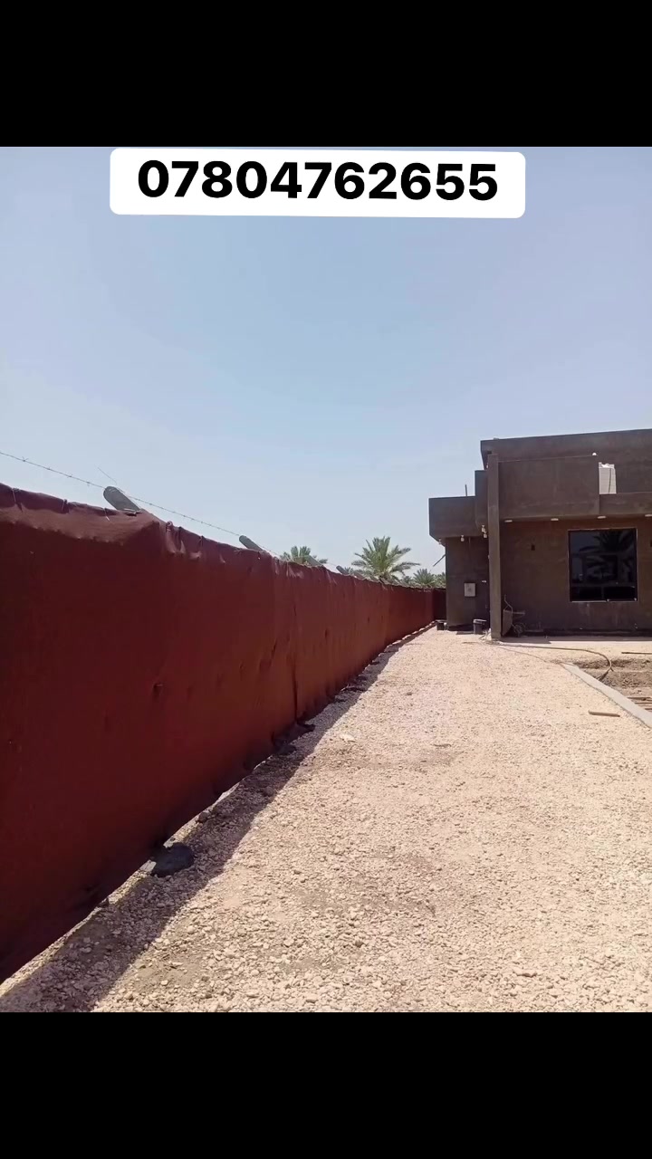 أسيجة BRC • تركيب متخصص • أسيجة عشبية