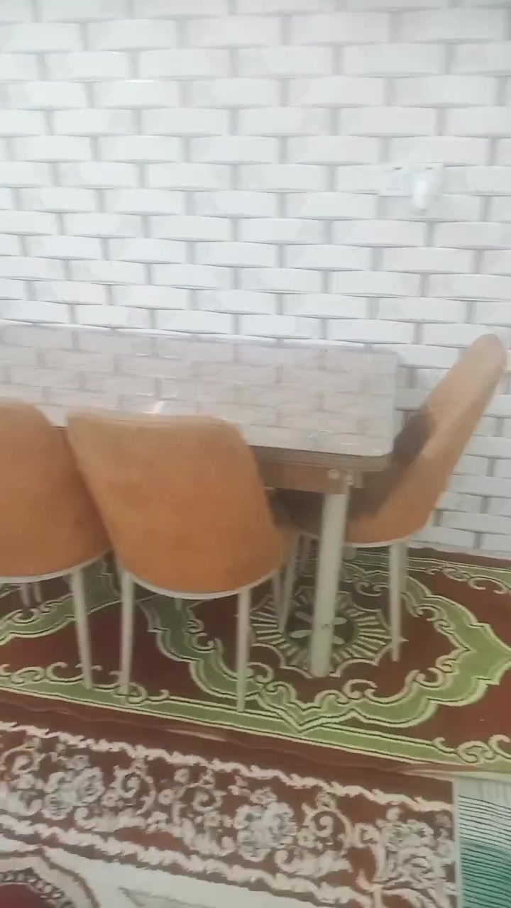 ميز طعام • قفله • مدينه الصدر الدسيم