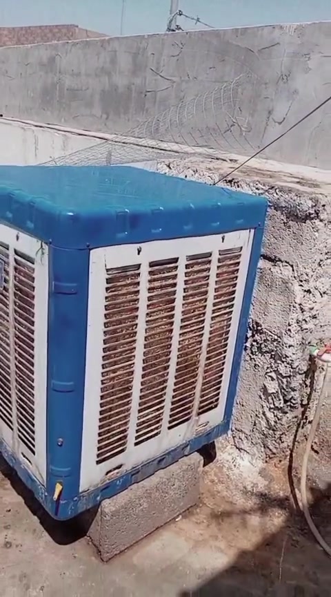 ئةم موبةريدةيه بؤ فرؤشتن زؤر خاوينه كةم ئيشى كردوه نرخى 70هةزار هةزارو معامةله ناونيشان هةولير زمارةى موبايل ***********
