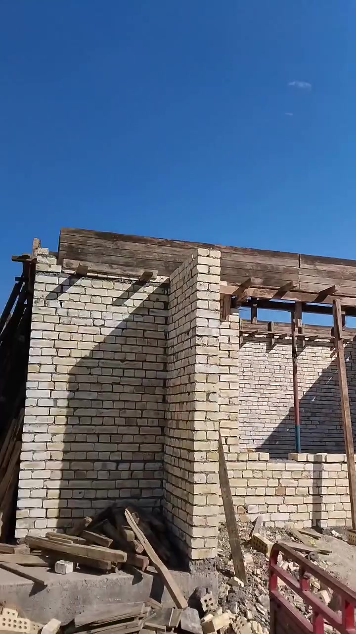 السلام عليكم نشتغل مقاولات عامة ترميم وبناء نشتغل عل متر او قطعي حسب الاتفاق موجودة مواقع العمل الي قيد الانشاء نماذج عمل تكدر تشوف الشغل 
الاستفسار تواصل  علي فيصل 
 ***********//***********
