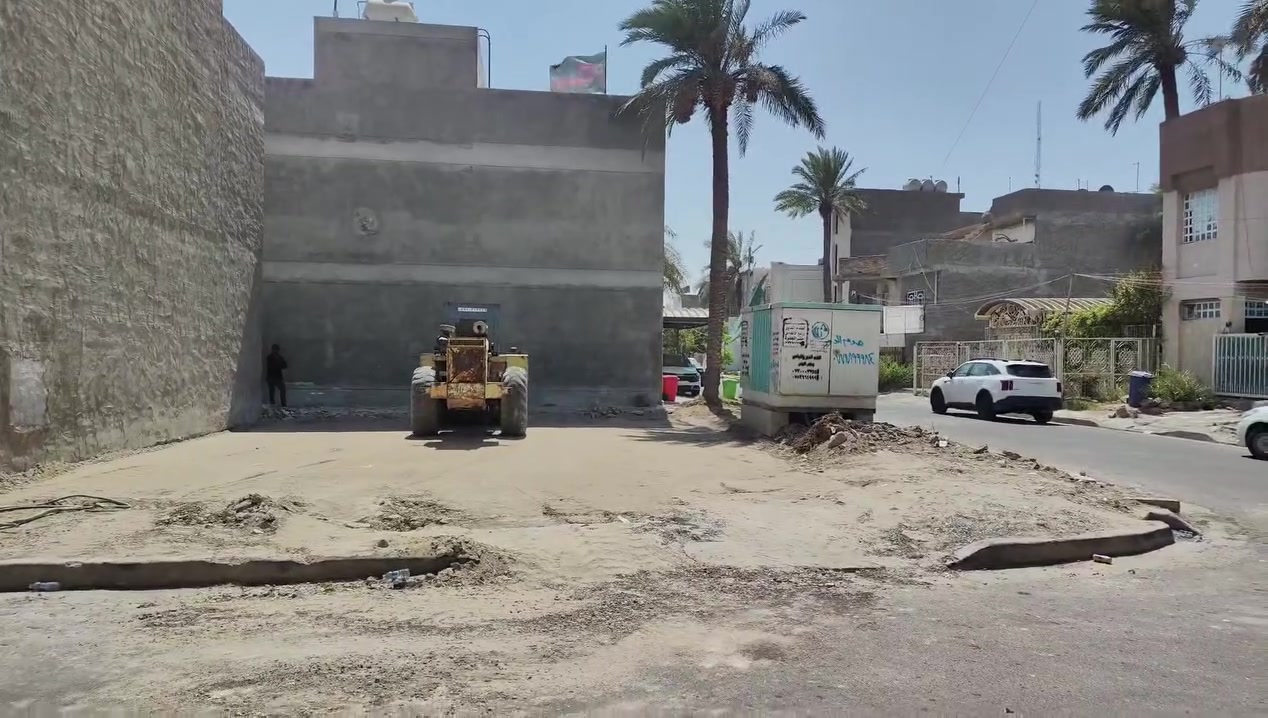 🏘️ موقع شارع فلسطين  24
✨ على بركة الله تمت المباشرة بإنشاء مشروع جديد 
بإشراف وتنفيذ شركة رواد البناء والإعمار للمقاولات العامة.

🔴 رواد البناء والإعمار
من حجر الأساس إلى بيت الأحلام ✨

📞 للاستفسار وطلب التصاميم والتنفيذ:
☎️ ***********
☎️ ***********
📌بغداد - زيونة تقاطع مول دريم ستي - مجمع الشراع ط2
واسط - العزيزية 
#رواد_البناء_والإعمار
#شارع_فلسطين
#مقاولات
#تصاميم_مودرن
#تنفيذ_هندسي
