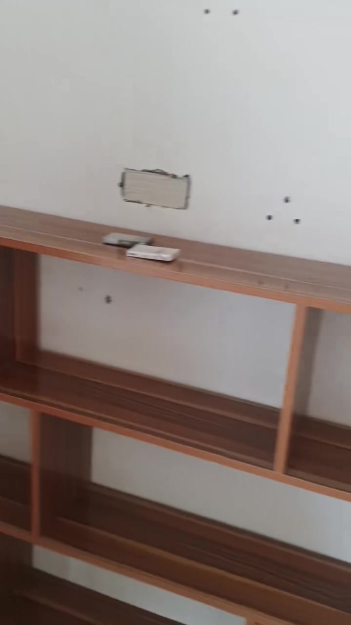 ديكور محل ملابس اللبيع
***********
