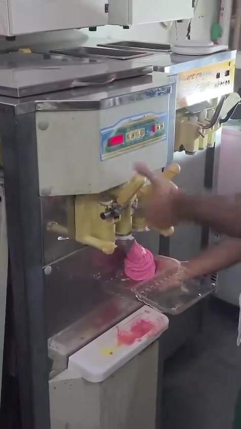 سلام عليكم
مكينه سوبر للبيع نضافه وشغل خير من الله مابيها اي نقص

نهايه موسم وسعرها مناسب للاستفسار خاص او اتصال ع رقم

العنوان ديالى

***********
