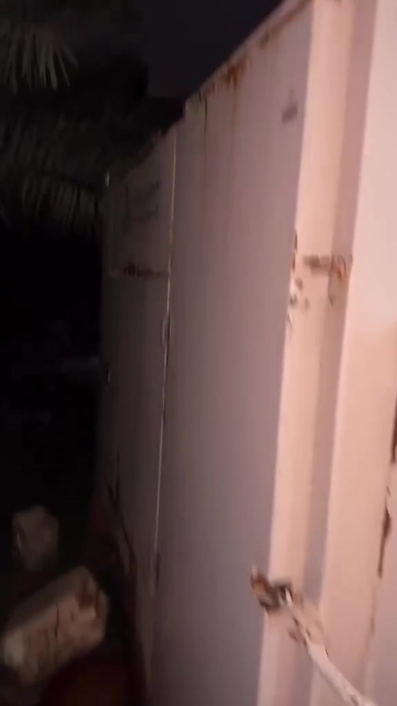 السلام عليكم مولده جبيلي اخوان 100كيفي 450امبير استعمال قليل بحاله ممتازه اي نقص مابيه جديده بمعنه الكلمه 
عنوان بابل للستفسار رقم***********
