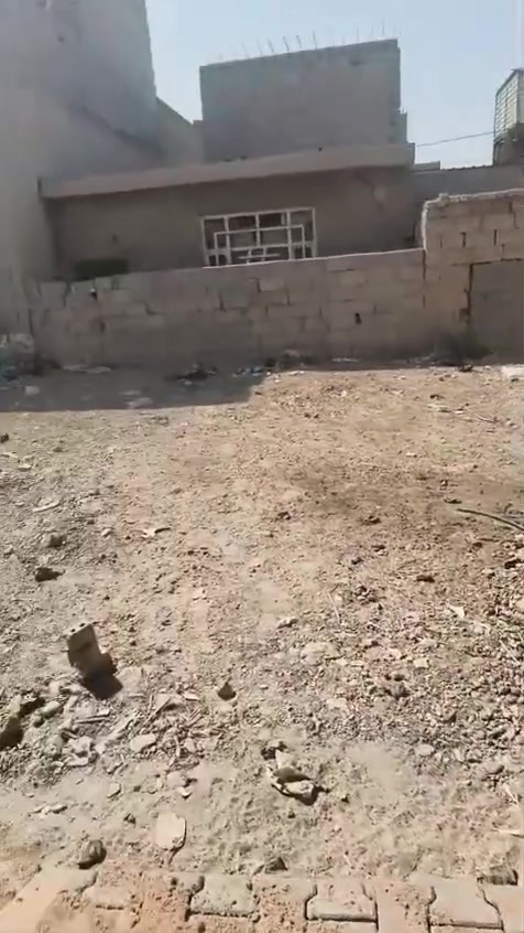 ياالله
قطعه ارض للبيع مساحه 100 متر مربع

الواجهه 10 ونزال 10

كامل خدمات ماي مجاري كهرباء انترنت

فرع عريض مقرنص ___ نوع العقار طابو زراعي سند 25

عنوان بدايه شارع ابو احمد مقابل مدرسه ابن سينه

الاستفسار ***********

سعر القطعه 17 وبيها مجال بسيط
