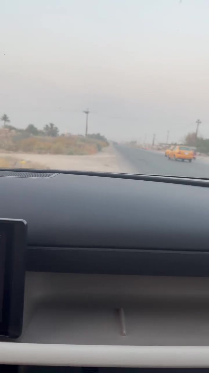 دونم ملك صرف تحويل ثاني يوم بااسمي واجهه ٣٥ السايد الواحد مقابل مول جنه الكفيل مي وكهرباء مسيج وكامل مثل ماموضح بالفيديو السعر ٢٦٠مليون ***********
