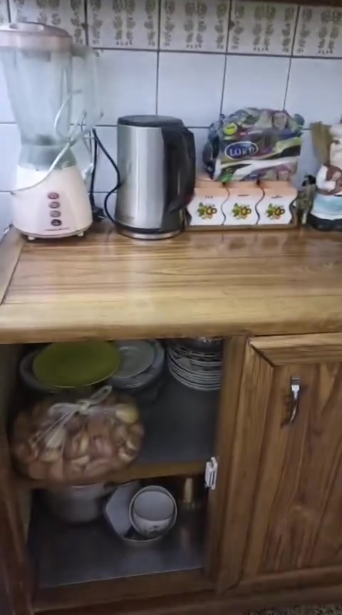 كاونتر لبيع مال بيت نضيف كلش باب لأول ثكيل مو هذا السوكي الي يطك بسرعه رايده ب300 وبي مجال مكاني كوت داموك قرب مدرسه الفرقان رقمي ***********.
