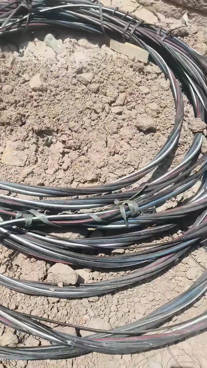 السلام عليكم كيوزك للبيع سعر خاص ***********
